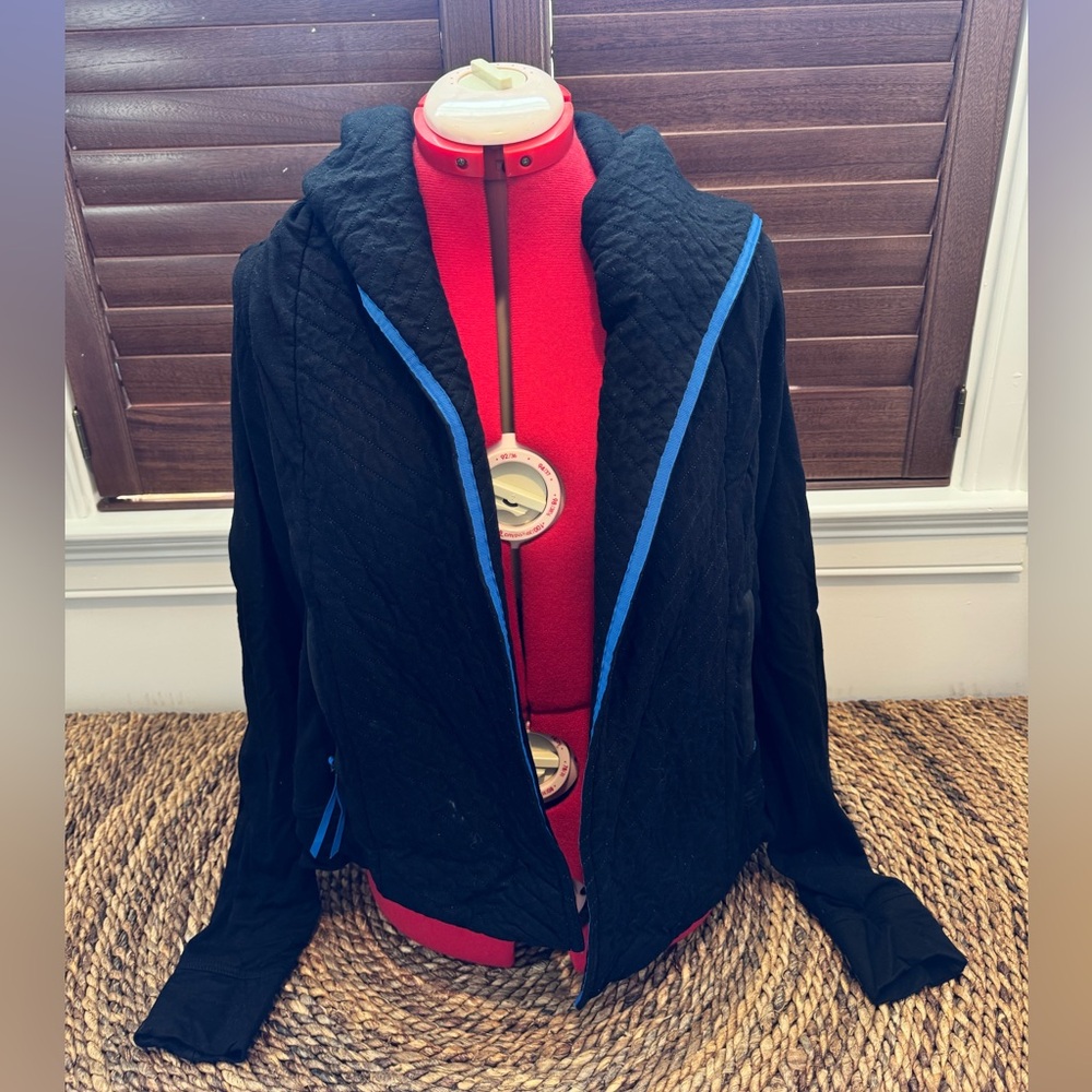 Kit and Ace Black quilted jacket with Blue trim wrap around scarf